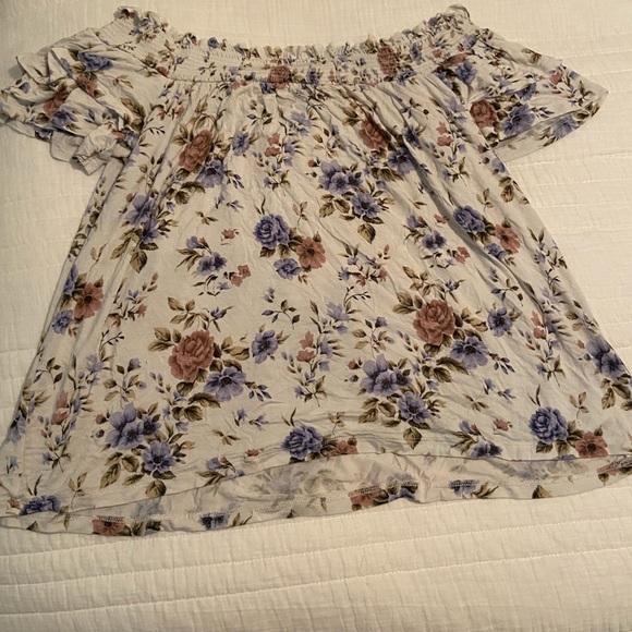 Off the shoulder crop top - Picture 1 of 1